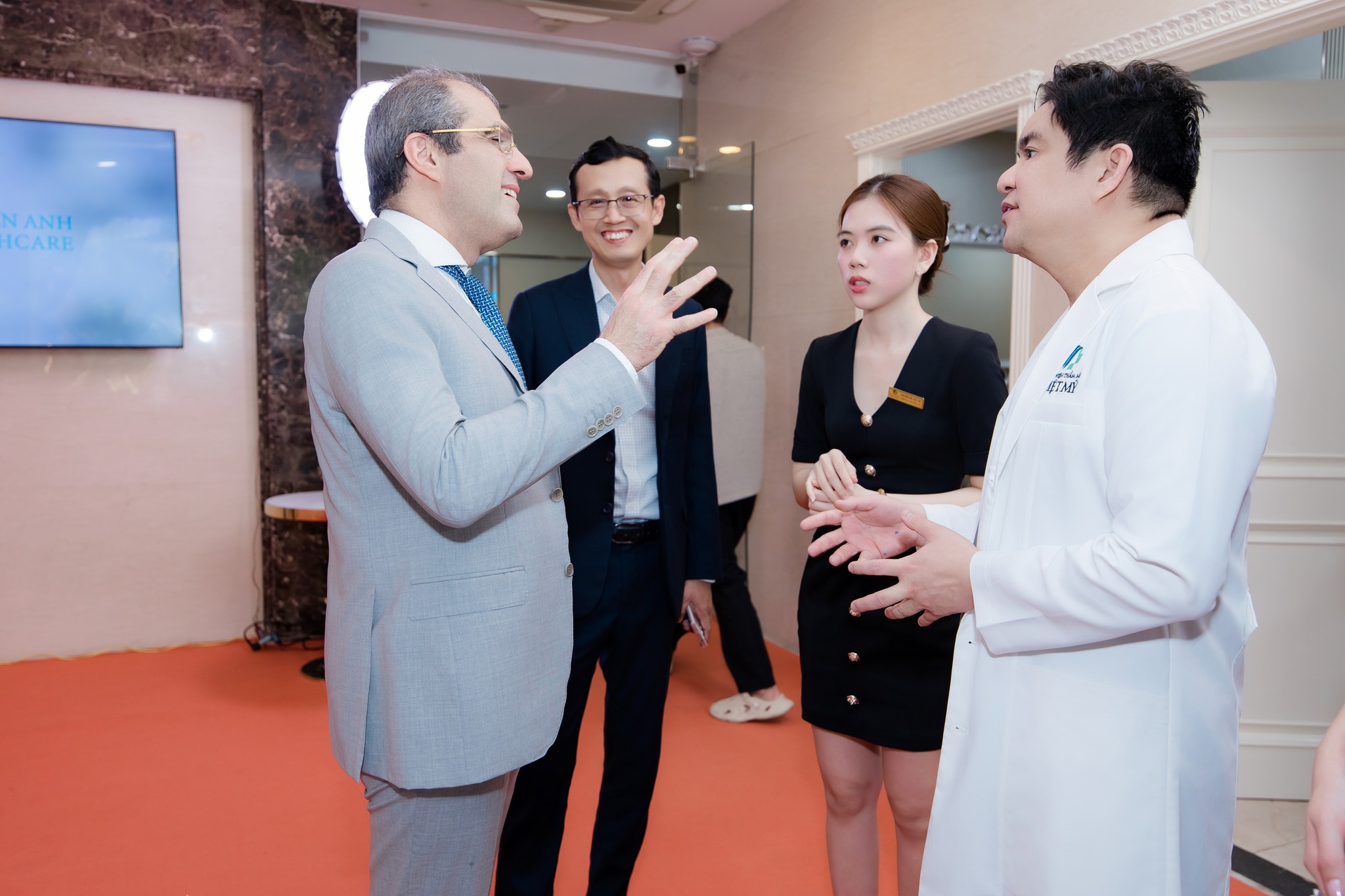 Túi ngực Perle™ ngọc trai by GC Aesthetics được tư vấn trong phẫu thuật nâng ngực